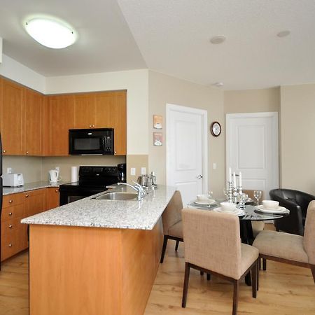 Whitehall Suites - Mississauga Furnished Apartments Luaran gambar