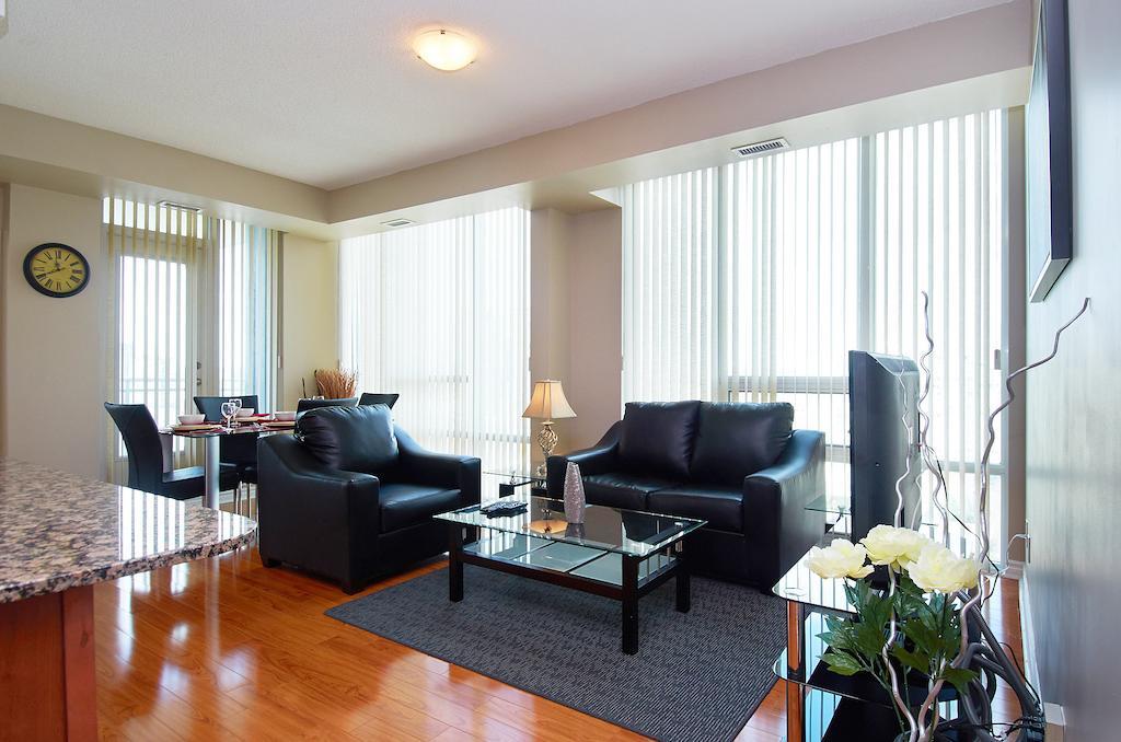 Whitehall Suites - Mississauga Furnished Apartments Luaran gambar