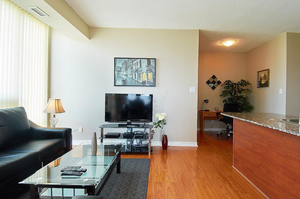 Whitehall Suites - Mississauga Furnished Apartments Luaran gambar