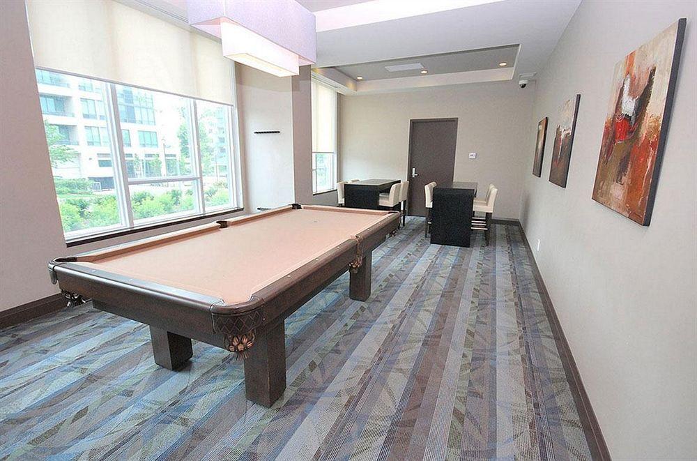 Whitehall Suites - Mississauga Furnished Apartments Luaran gambar