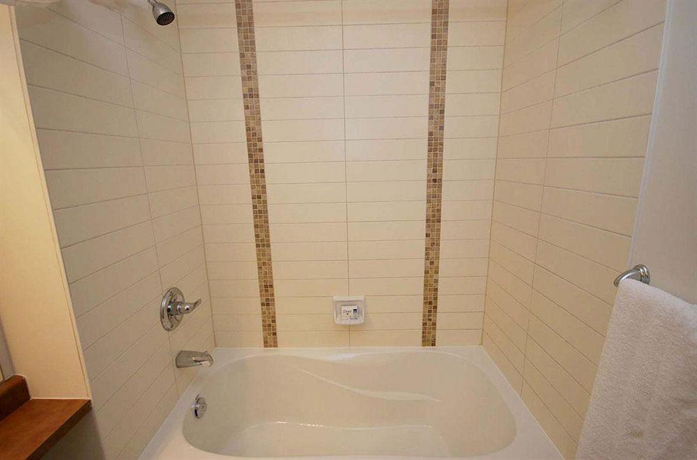 Whitehall Suites - Mississauga Furnished Apartments Luaran gambar