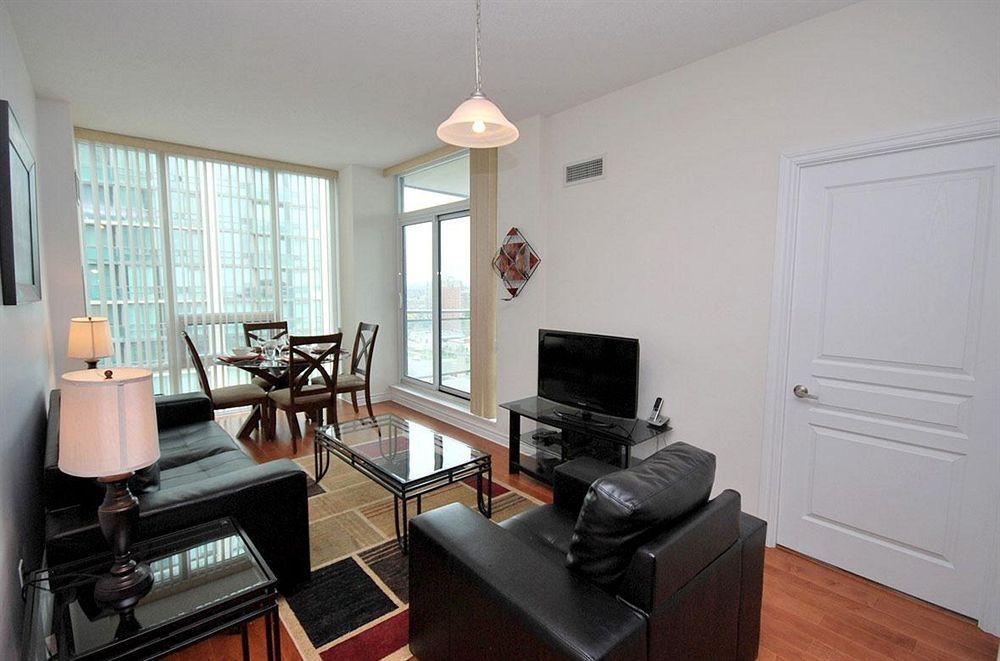 Whitehall Suites - Mississauga Furnished Apartments Luaran gambar