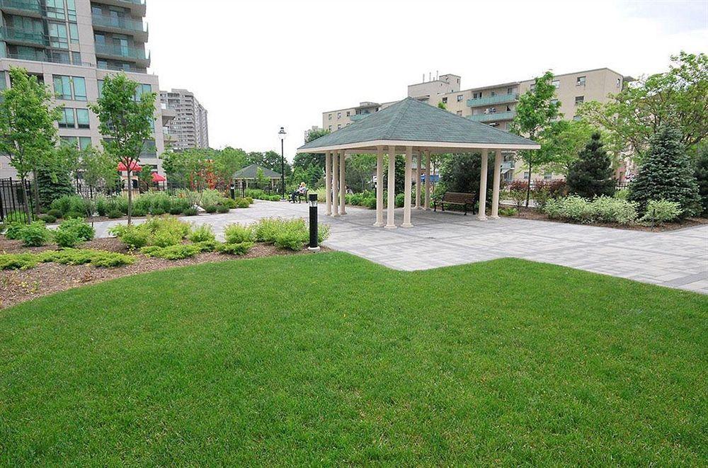 Whitehall Suites - Mississauga Furnished Apartments Luaran gambar