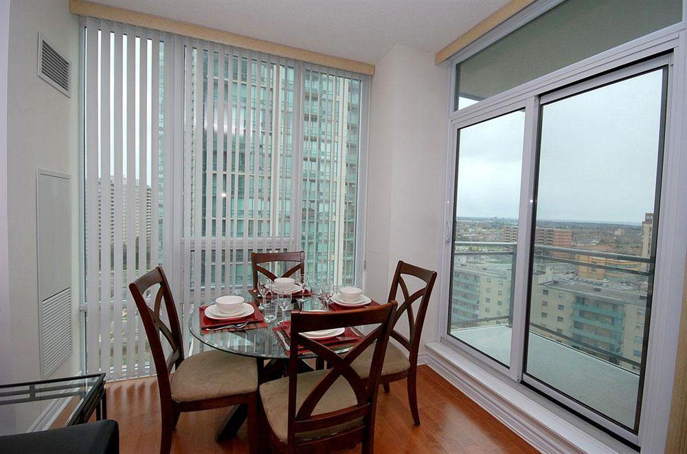 Whitehall Suites - Mississauga Furnished Apartments Luaran gambar