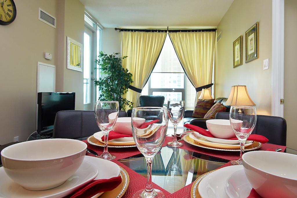 Whitehall Suites - Mississauga Furnished Apartments Luaran gambar