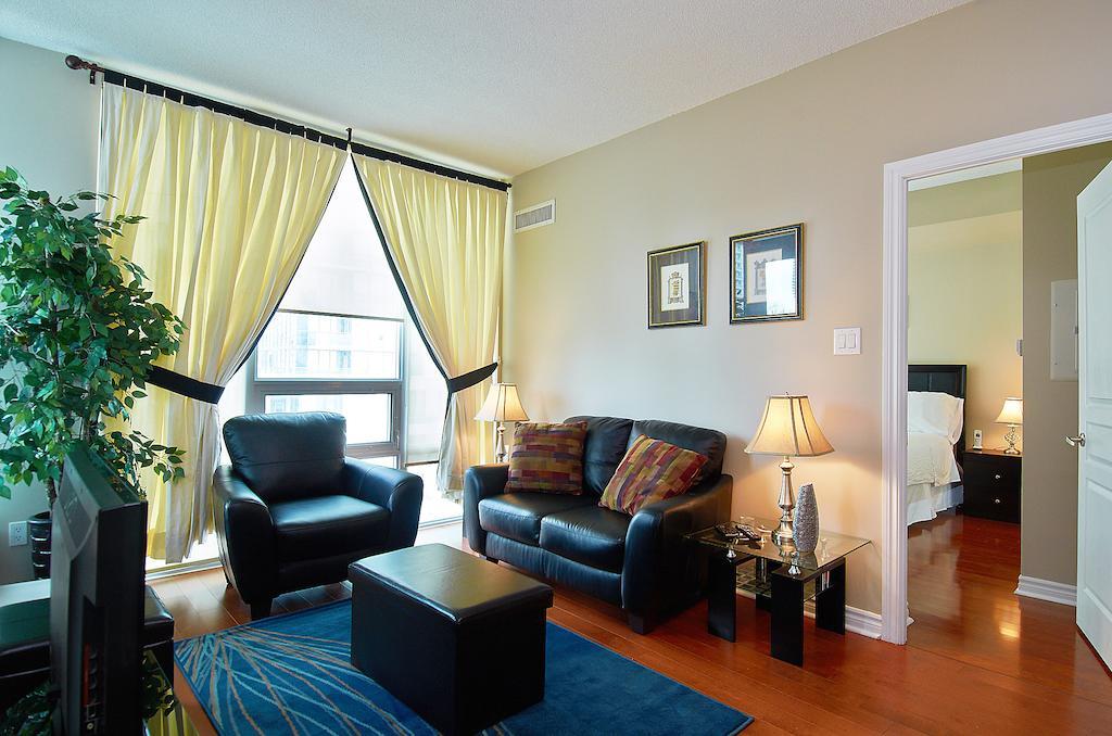 Whitehall Suites - Mississauga Furnished Apartments Luaran gambar