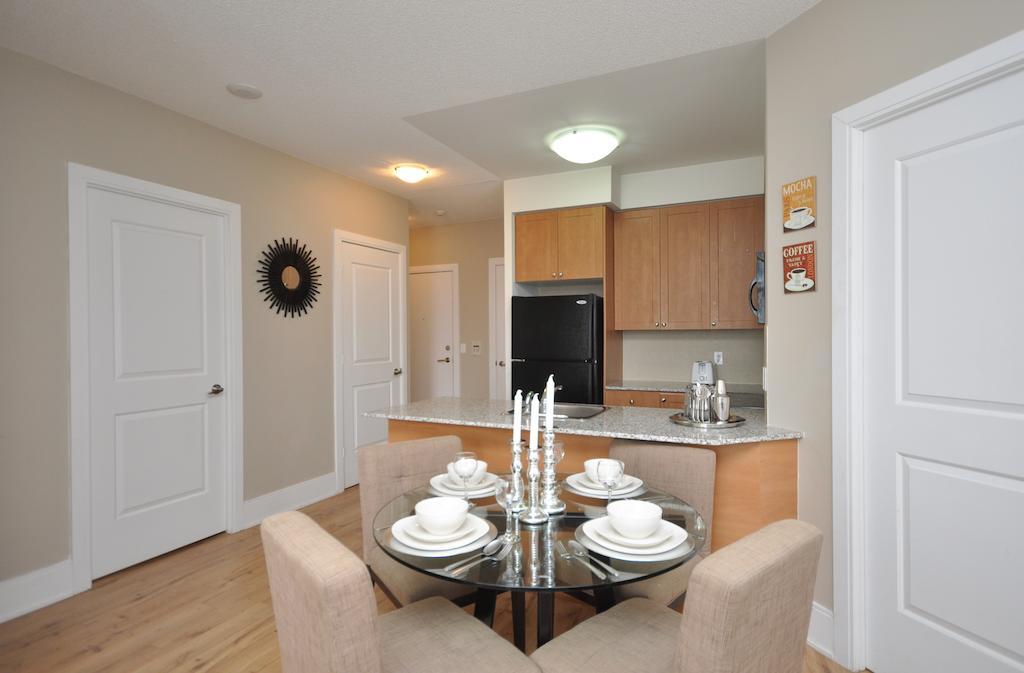 Whitehall Suites - Mississauga Furnished Apartments Luaran gambar